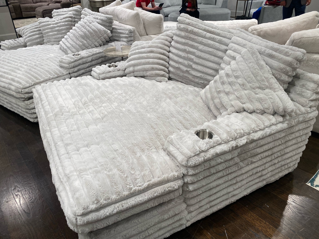 𝗟𝗶𝗺𝗶𝘁𝗲𝗱 𝗧𝗶𝗺𝗲 𝗢𝗳𝗳𝗲𝗿💖- Nestle Chaise Lounge With Dual Cupholders And Charging Ports